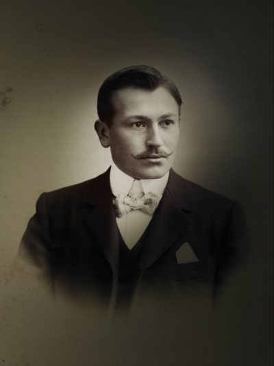 01_Hans_Wilsdorf_founder_of_Rolex